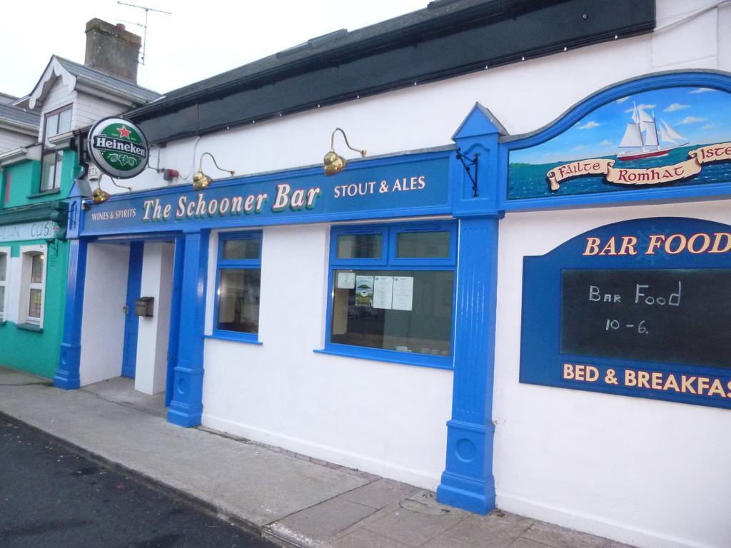 The Schooner Tavern Ballycotton Bagian luar foto