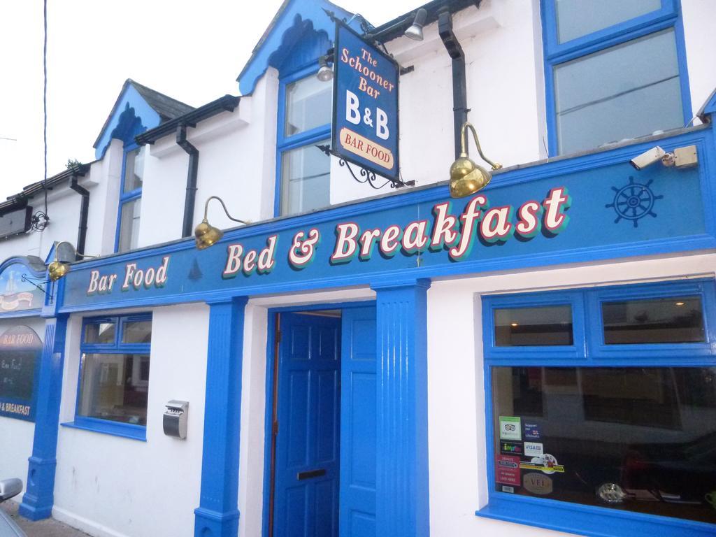 The Schooner Tavern Ballycotton Bagian luar foto